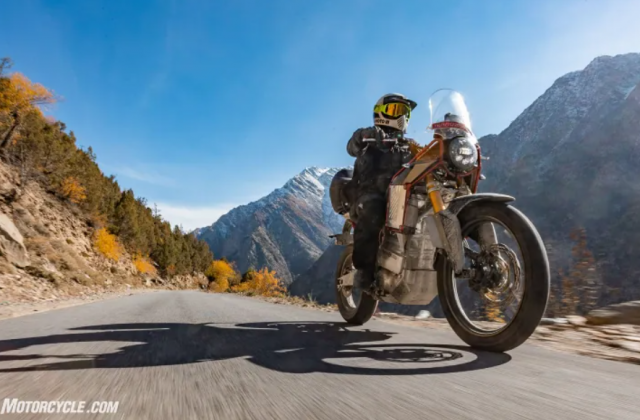 Royal Enfield ra mat Himalayan dong co dien tai EICMA 2023 - 6