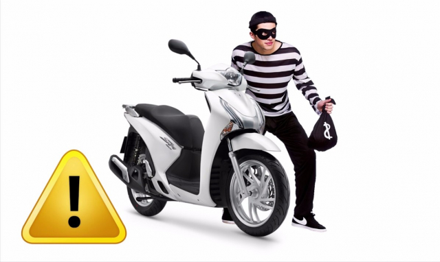Sieu trom o Ha Noi nua ngay trom hon 5 chiec xe - 5
