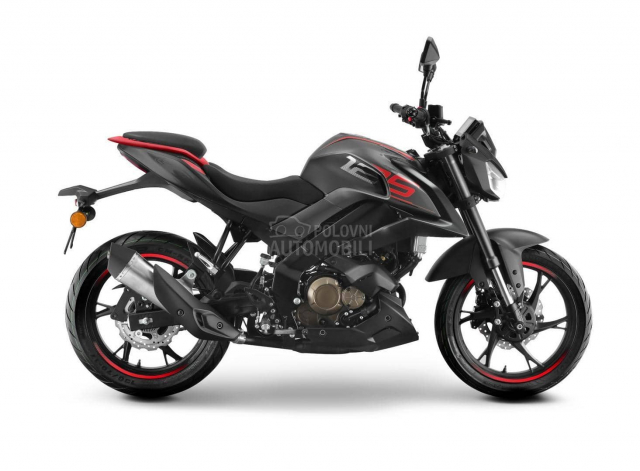 SRK 125 S den tu Hy Lap gay choang boi dong co sieu manh va trang bi dinh - 11