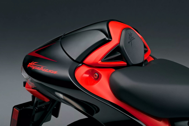 Suzuki Hayabusa 2024 phien ban ky niem 25 nam len duong den Vuong quoc Anh - 5
