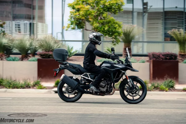 Suzuki VStrom 800 2024 chinh thuc lo dien sau bao ngay ap u - 3