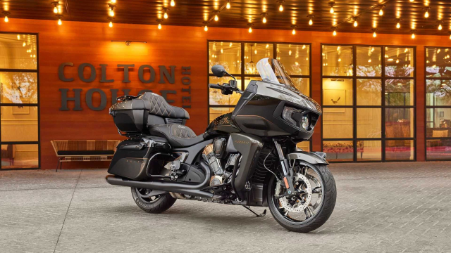 Trinh lang phien ban gioi han Indian Pursuit Elite Chieftain Elite 2023 - 12