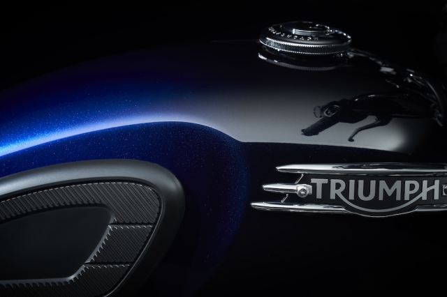 Triumph Bonneville Stealth Editions 2024 chinh thuc ra mat - 5