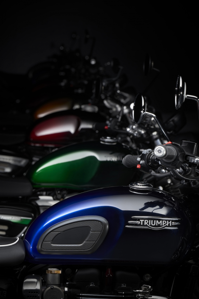 Triumph Bonneville Stealth Editions 2024 chinh thuc ra mat - 18