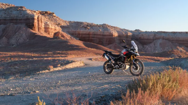 Triumph Tiger 900 2024 the he moi vua ra mat co gi khac biet - 7