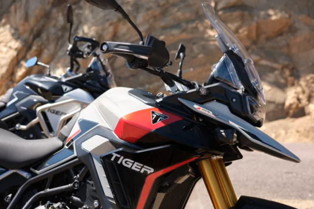 Triumph Tiger 900 2024 the he moi vua ra mat co gi khac biet - 13