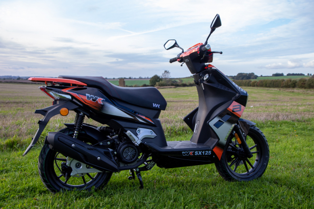 WK SX125 gay an tuong boi cum dong ho doc dao trong gioi tay ga - 10