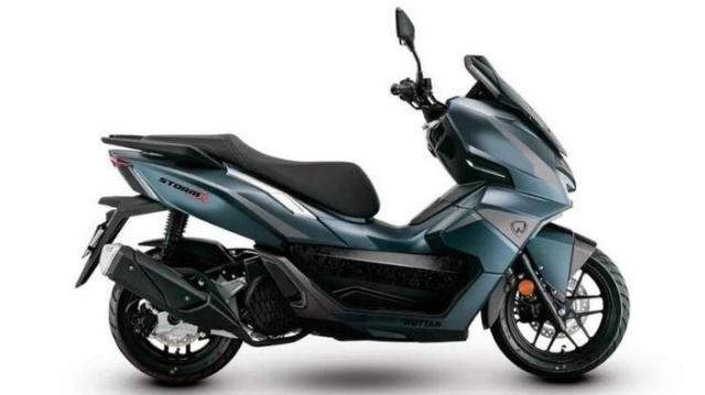 Wottan StormX tan binh tu chau Au thach thuc Yamaha NMAX
