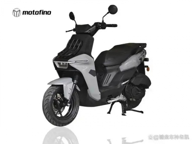 Xuat hien mau xe tay ga 150cc kieu dang tao bao den tu nuoc lang gieng - 7