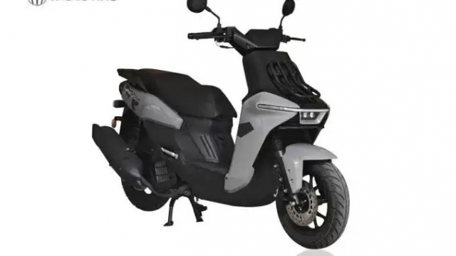 Xuat hien mau xe tay ga 150cc kieu dang tao bao den tu nuoc lang gieng - 8