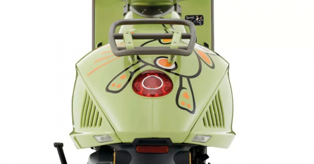 Xuat hien Vespa 946 sieu pham gioi han 1000 chiec tri gia hon 400 trieu dong