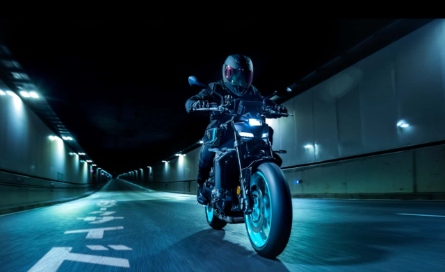 Yamaha MT09 2024 so huu kieu dang moi tinh nang the thao hon va thiet bi dien tu cap nhat - 4