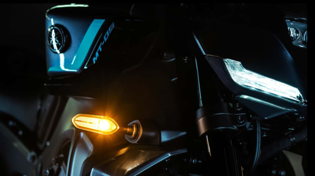 Yamaha MT09 2024 so huu kieu dang moi tinh nang the thao hon va thiet bi dien tu cap nhat - 13