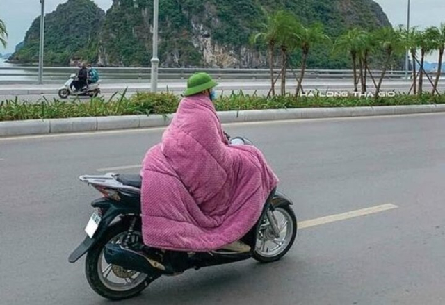 Cach chong ret dac biet cua nguoi dan mien bac khi tham gia giao thong - 8