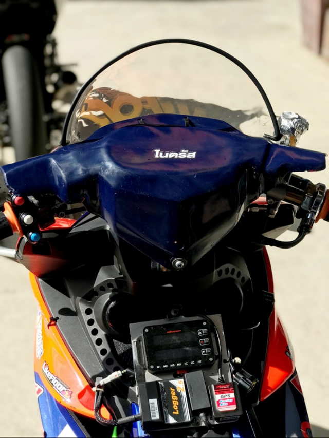 Can canh Ex 150 do tham gia tranh tai tai giai dua Asia Road Racing 2023 - 4