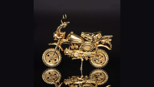 Chiec Honda Monkey bang vang ty le 112 nay co gia cao hon mot chiec Monkey thuc te - 3