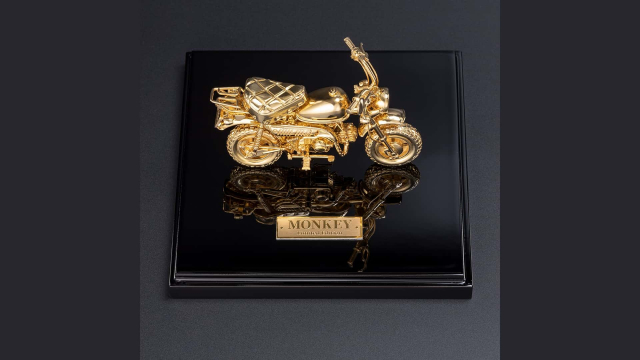 Chiec Honda Monkey bang vang ty le 112 nay co gia cao hon mot chiec Monkey thuc te - 16