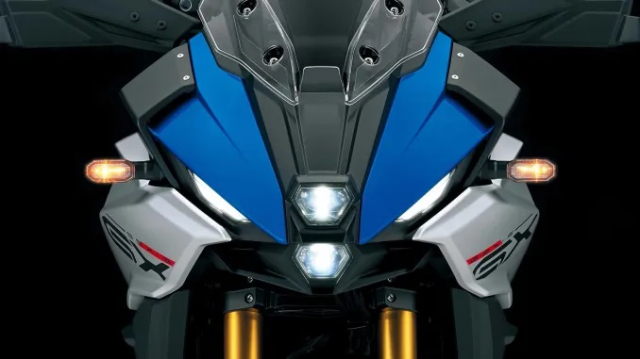 Suzuki GSXS1000GX 2024 chinh thuc ra mat mau xe the thao ban phieu luu thu vi - 5
