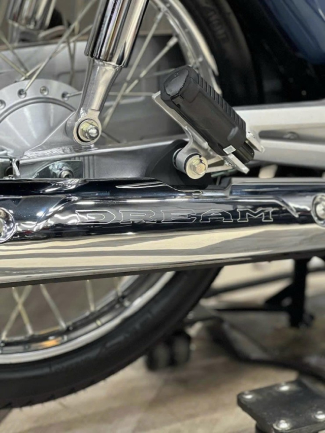 Honda Dream 125 co so khung Ong Dia bi lam gia ca tram trieu - 13