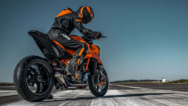 KTM 1390 Super Duke R Evo 2024 da chinh thuc co gia ban sau khi duoc ra mat khong lau - 8