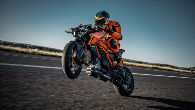 KTM 1390 Super Duke R Evo 2024 da chinh thuc co gia ban sau khi duoc ra mat khong lau - 12