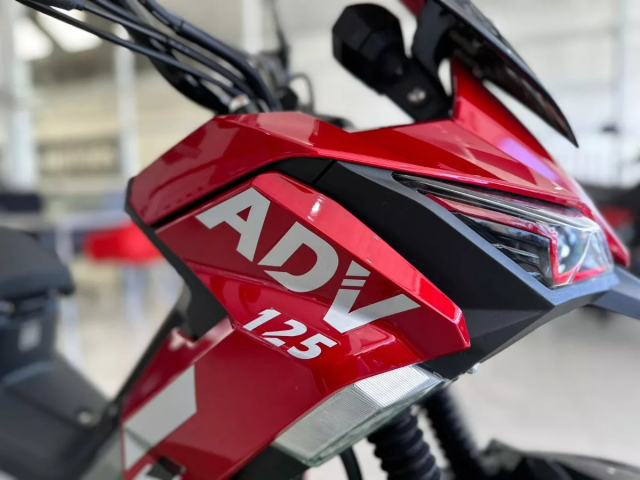 Ke gat gio PG1 mang ten Lifan Cub ADV 125 gay soc voi ngoai hinh tao bao - 13