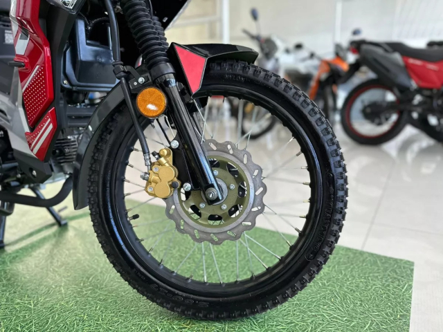 Ke gat gio PG1 mang ten Lifan Cub ADV 125 gay soc voi ngoai hinh tao bao - 8