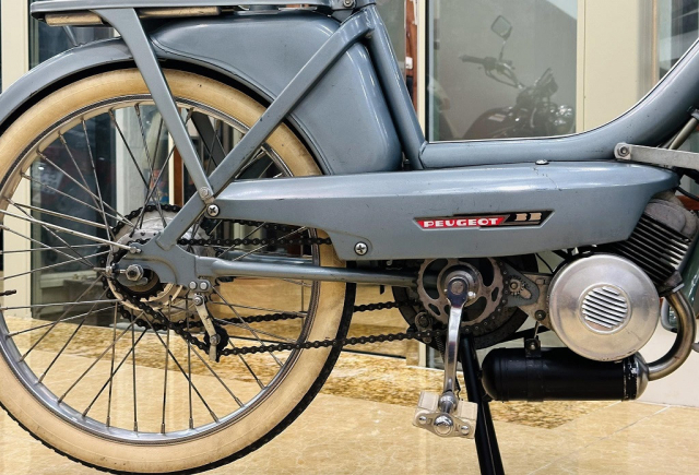 Can canh Peugeot BB 1964 sieu hiem co gia hon 200 cu tai Ha Noi - 4