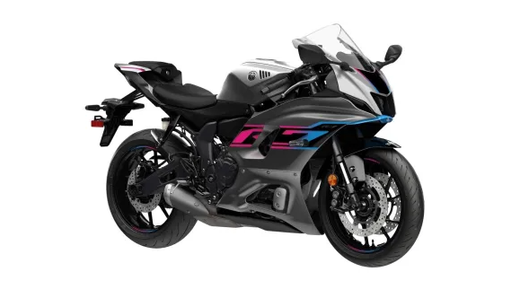 Yamaha R7 2024 lo dien ngoai hinh moi voi mau xam mo day loi cuon - 3
