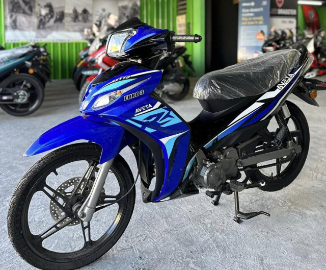 Aveta RX110 vua ra mat co kieu dang nhu Jupiter Fi
