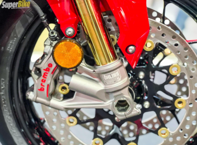 CBR1000RRR SP 2024 cua Honda se duoc ban ra thi truong tu thang 22024 - 5