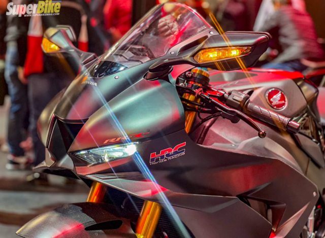CBR1000RRR SP Carbon Edition ra mat chi co 300 chiec tren the gioi - 3