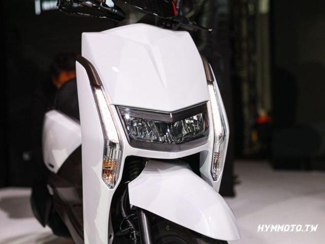 Chi tiet Yamaha Limi 2024 vua ra mat so huu cum dong ho xin so hon ca dien thoai - 11