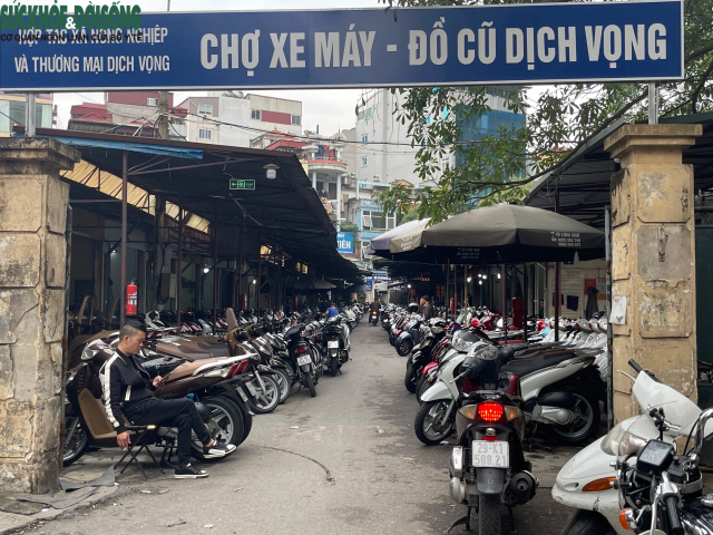 Cho xe may cu Ha Noi vang khach dip cuoi nam - 3