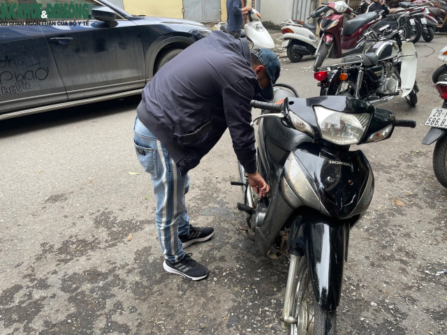 Cho xe may cu Ha Noi vang khach dip cuoi nam - 7