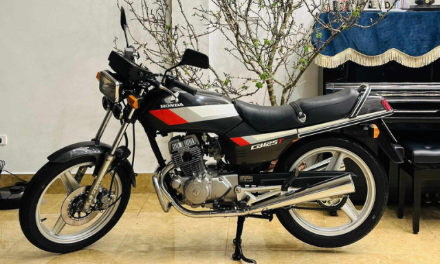 Can canh chiec Honda CB125T 30 nam tuoi nguyen zin con luon hoa don mua xe - 8