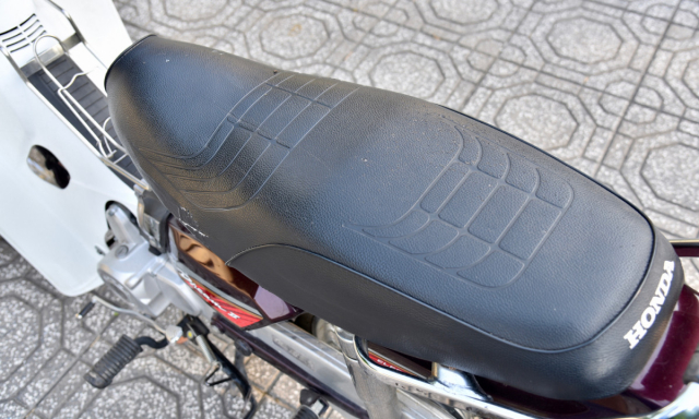 Honda Dream II den nay van con rat thong dung - 13