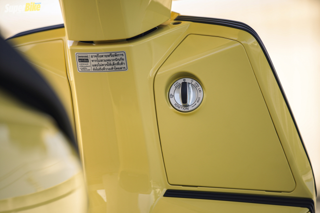 Lambretta X200 lam le gat gio Vespa Sprint bang dan chan xin hon toan dien - 9