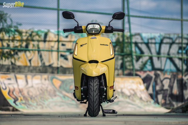 Lambretta X200 lam le gat gio Vespa Sprint bang dan chan xin hon toan dien - 39