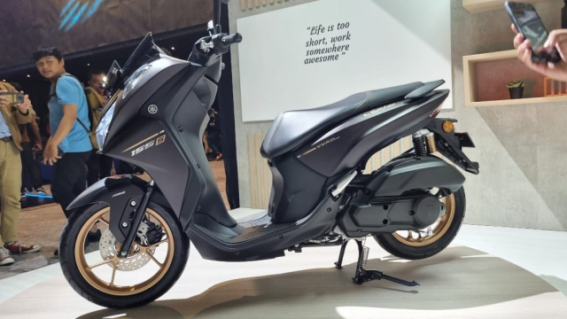 Lexi 155 2024 duoc Yamaha tung ra gay soc boi ngoai hinh co bap luc luong - 7