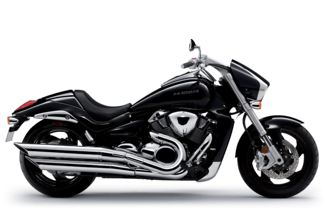 Suzuki Boulevard M109R 2024 tro lai trong nam moi - 6