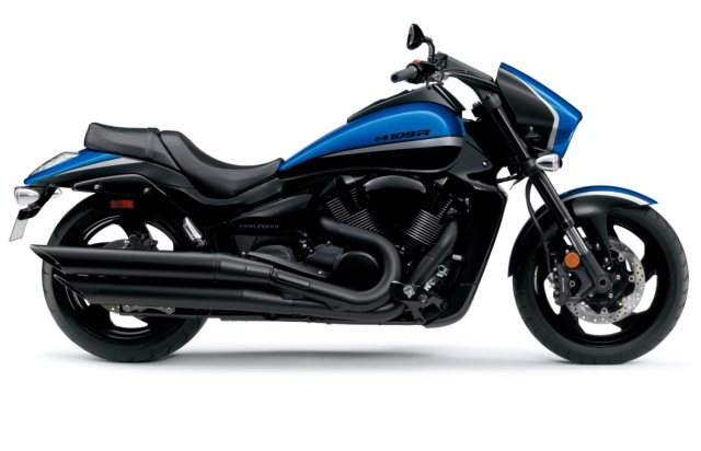 Suzuki Boulevard M109R 2024 tro lai trong nam moi - 5