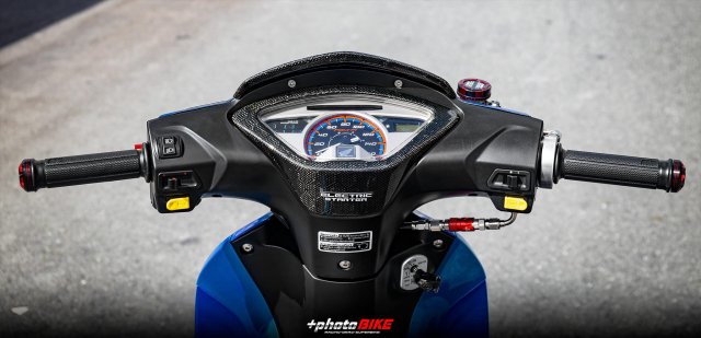 Wave 125i don full do xin khoe dang cuc chay giua Sai Gon - 8