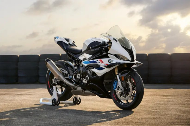 BMW dang ky bang sang che cho canh di dong du kien no se duoc lap S1000RR va M1000RR - 5