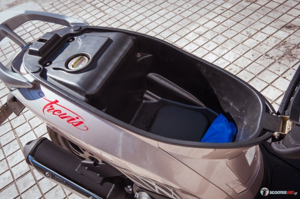 Can canh Daytona Trevis 125 den tu Y so huu dan chan hai dia dang mo uoc - 15