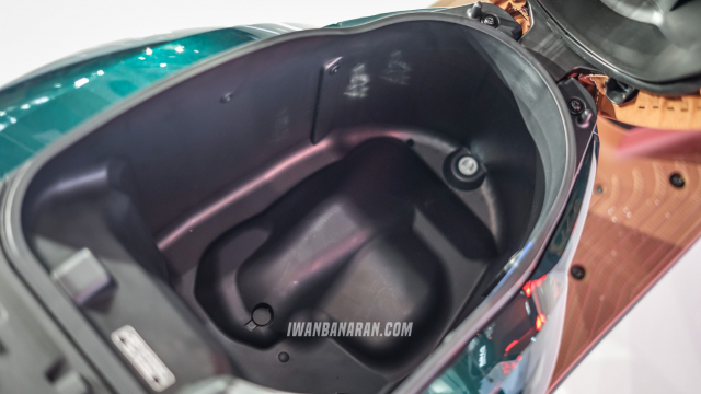 Can canh Stylo 160 2024 lan dau tien duoc Honda ra mat cong chung - 15