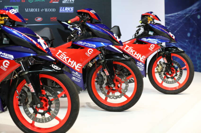 Yamaha ra mat doi dua Exciter 150 moi va gioi thieu thuong hieu do choi Tekhne Racing - 4