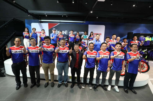 Yamaha ra mat doi dua Exciter 150 moi va gioi thieu thuong hieu do choi Tekhne Racing - 13