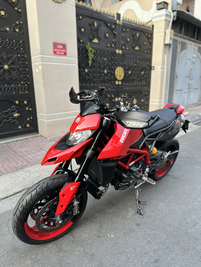 _ Moi ve xe DUCATi_HyperMotard_950_ABS HQCN Date 2019 chinh chu odo 15900 km Xe dep co gan - 4