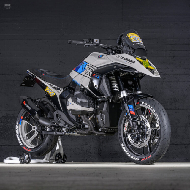 BMW R1300GS khac biet hoan toan trong ban do den tu VTR Navy - 3